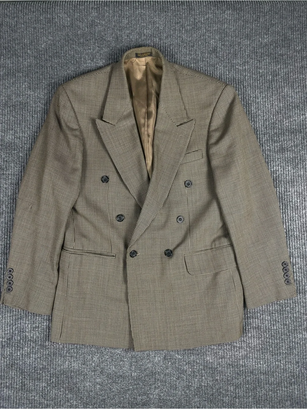 Oscar de la Renta Double-Breasted Houndstooth Blazer in Tan and Black